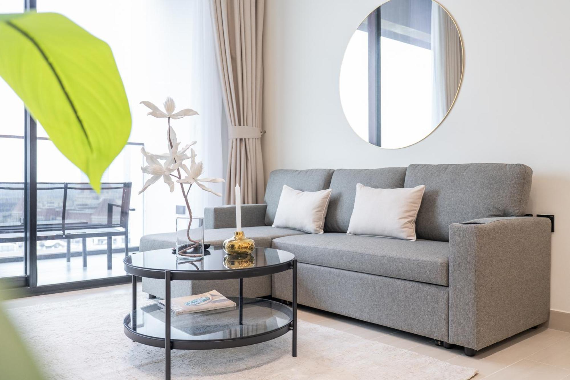 Stylish 1bhk By Czechin Pool & Gym Prime Jvc * Dubai
